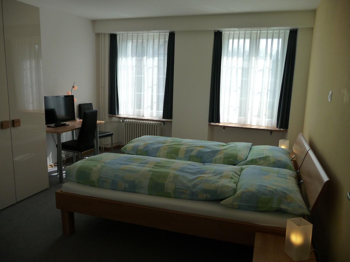 Gasthof Baeren Schinznach Dorf الغرفة الصورة